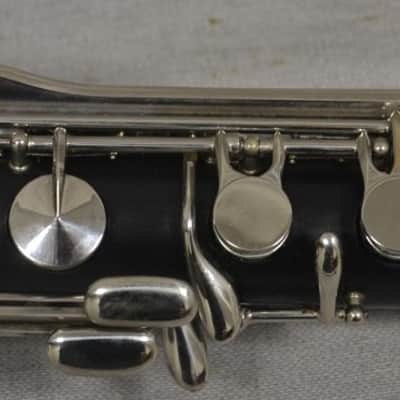 Clarinete Bajo Yamaha 220 en perfecto estado image 10