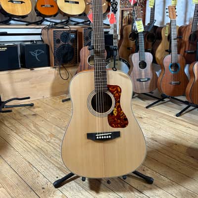 Guild D-240-E image 2