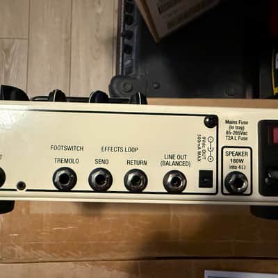 Immagine Victory Amps V4 The Duchess 180-Watt Hybrid Guitar Amp Pedal Cream - 4