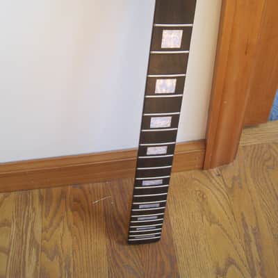 Neck Maple Rosewood Block Inlays Project image 5