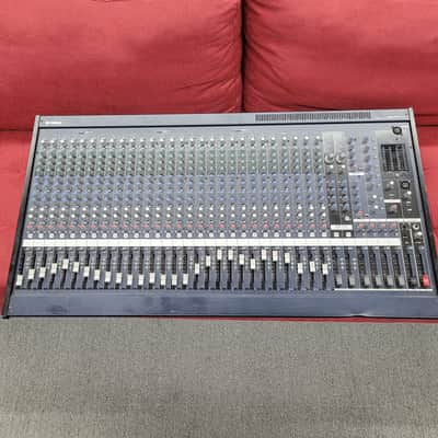 Yamaha MG32/14FX 32 Channel Mixing Console - Blue image 2