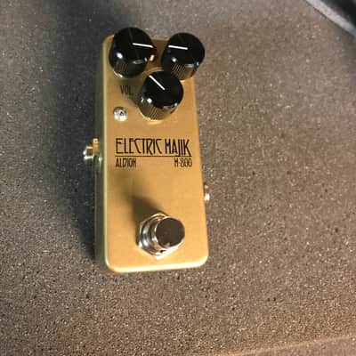 Lumpy's Tone Shop  Electric Majik Albion M800 Gold image 1