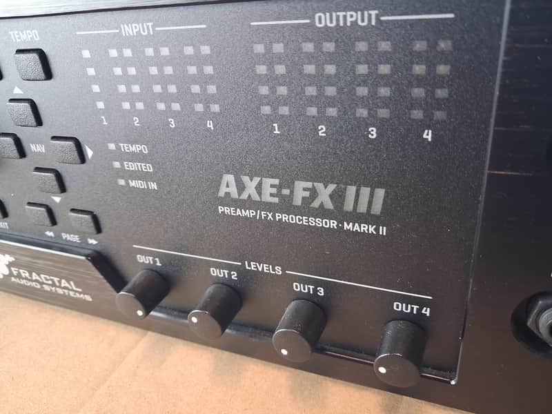 Fractal Audio Axe-FX III Mark II 2020 - Present - Black image 1