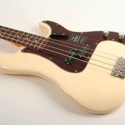 Fender Vintera II '60s Precision Bass Rosewood Fingerboard Olympic White MX24018624 image 6