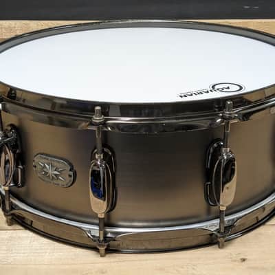 Tama Metalworks 14x5.5 steel snare drum  - grey image 7