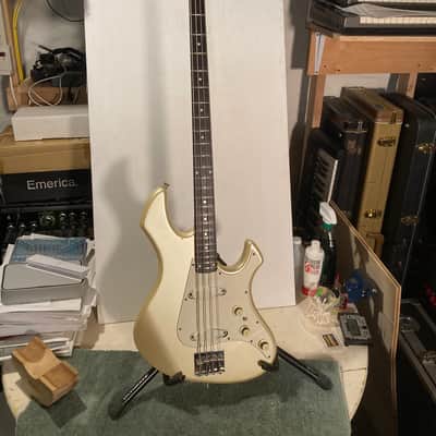 Fender Standard Performer Bass 1985 - 1987 - Frost White image 1