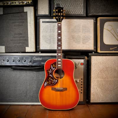 Gibson Hummingbird LEFT-HANDED Cherry Sunburst 1979 image 2