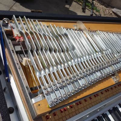 Rhodes Stage 73 Mk1 elec piano (USA/1976) image 7