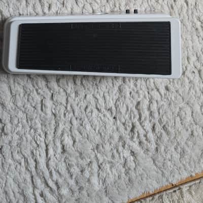 Dunlop 105Q Cry Baby Bass Wah - great on Guitar!!! image 5