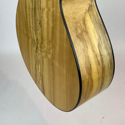 Breedlove 12-String - USA Hand Made Natural Figured Myrtle Wood Construction. Like new W/ OHSC image 7