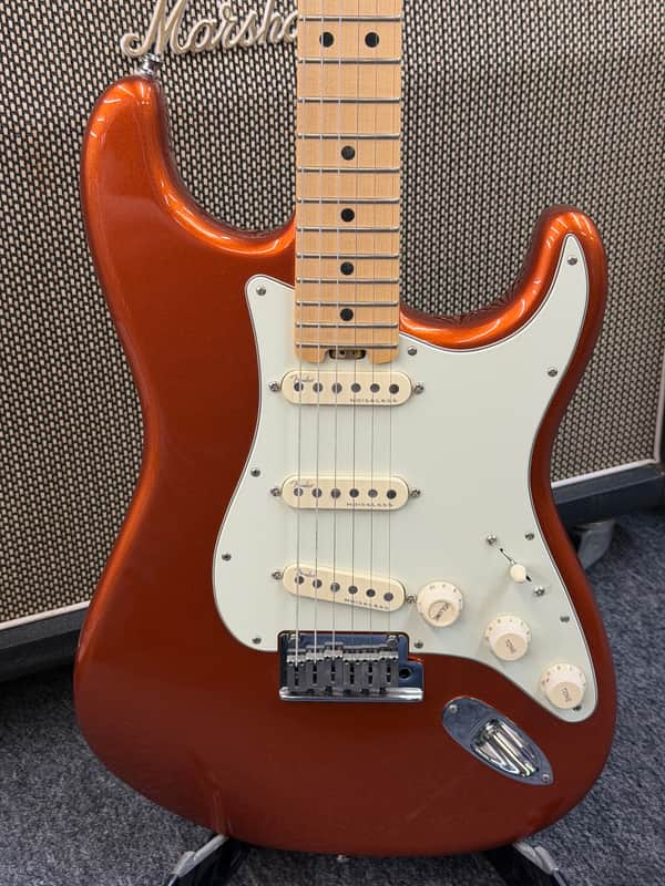 Fender American Elite Stratocaster with Maple Fretboard 2016  - Autumn Blaze Metallic