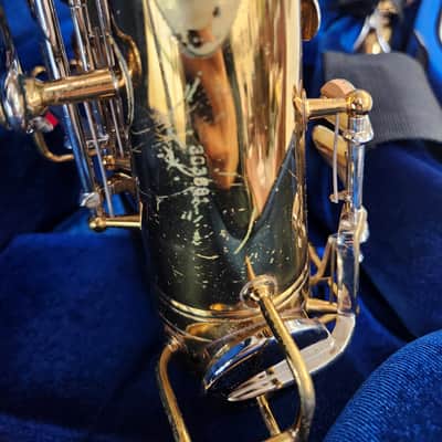 Vintage 1966 Martin Imperial Alto Sax, Orig. Lacquer, New Pads, New Case image 8