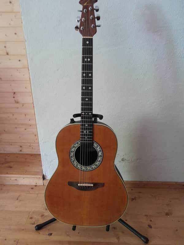 Ovation 1612 Custom Balladeer