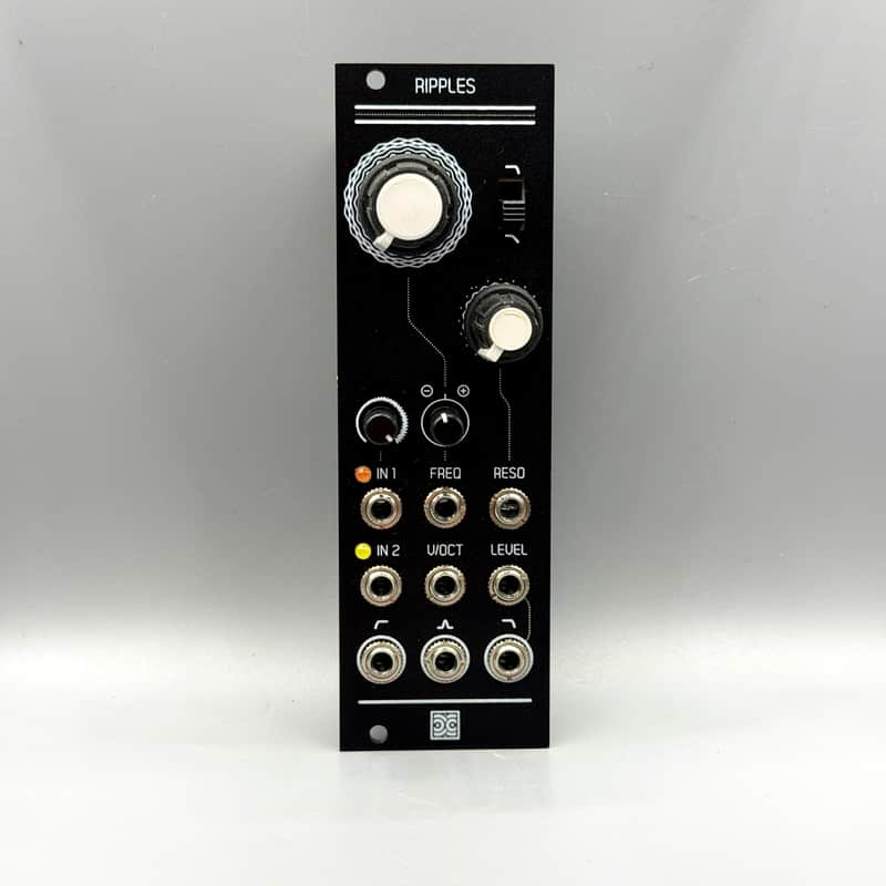 Mutable Instruments Ripples v2 clone w/ black panel image 1