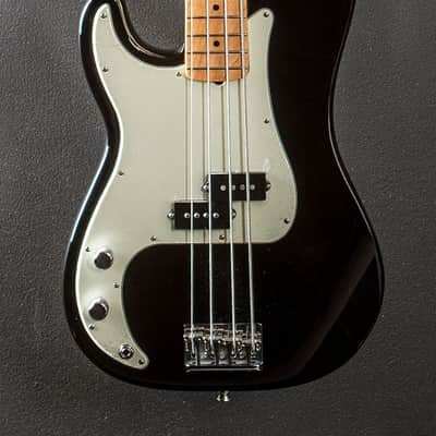 Fender Used American Professional II Precision Bass Left Hand '21 image 2