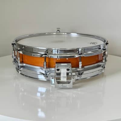 Vintage 3.5x14” Pearl Free Floating Maple Piccolo Snare Drum image 9