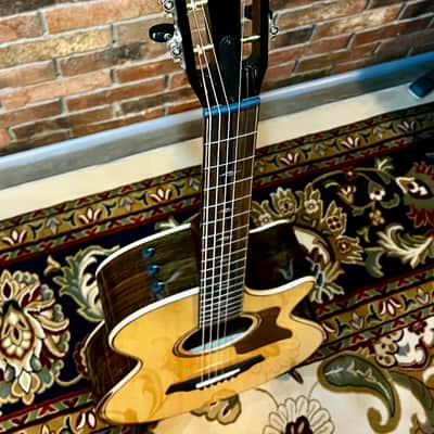 2025 Taylor 812ce 12-Fret V-Class mint Condition image 4