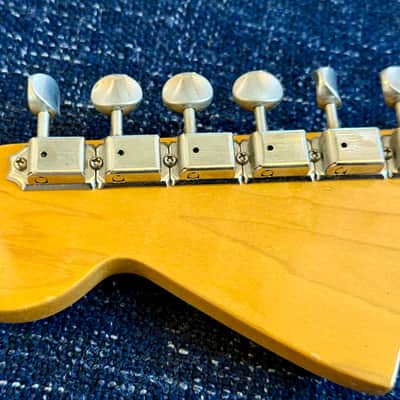 2002 Fender Jaguar HH CIJ Sunburst - Rare "Modern Vintage" Kurt Cobain Tribute w/ DiMarzio Super Distortions image 10