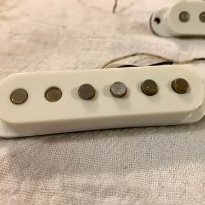1982 Fender Red Bobbin 57/62 Stratocaster Pickup Set Vintage image 14