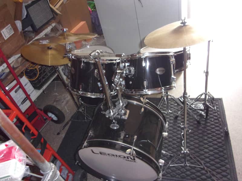 Legion by Peace Jet Black 5 Pc. Drum Set 4 Cymbals, Hi Hat stand +2 more Stands Bass Pedal + Throne image 1