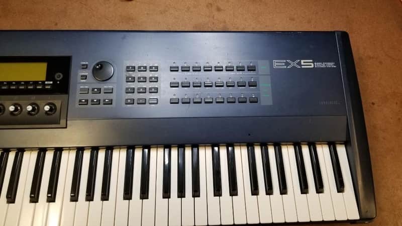 Yamaha EX5 Keyboard image 1
