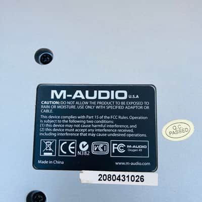 M-Audio Oxygen 49 MKI MIDI Keyboard Controller 2006 - 2009 - Silver image 9