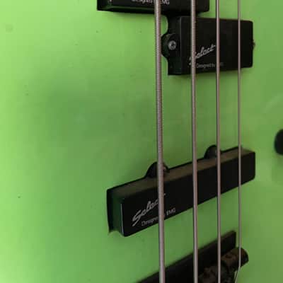 B.C. Rich NJ Series Warlock Bass 1985 - Lime Green MIJ image 3