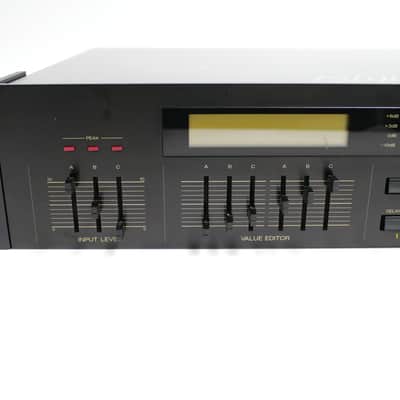 KORG SDD-3300 Triple Digital Delay image 2