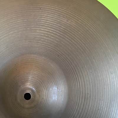 Zildjian 18" A. Medium-Thin Crash Cymbal Traditional image 4
