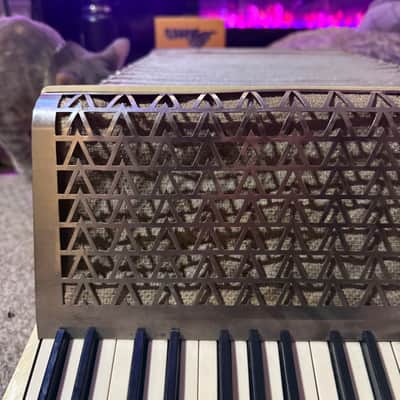 *Taking Offers* Hohner Imperial III Piano Accordion 26-Key 1930-1939 - Ivory/White image 20