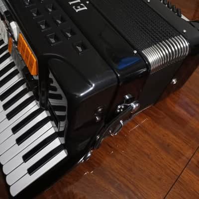 3722 - Elka Elkavox 77 Imperial Piano Accordion image 18