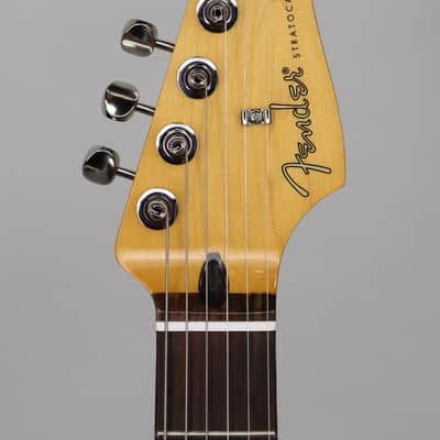 Fender Player II Stratocaster 3-Tone Sunburst image 4