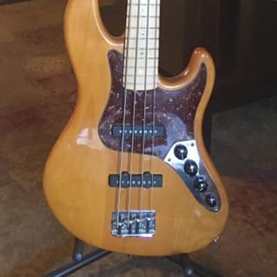 Fender American Deluxe Jazz Bass Natural image 1