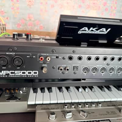 Akai MPC5000 Music Production Center image 6
