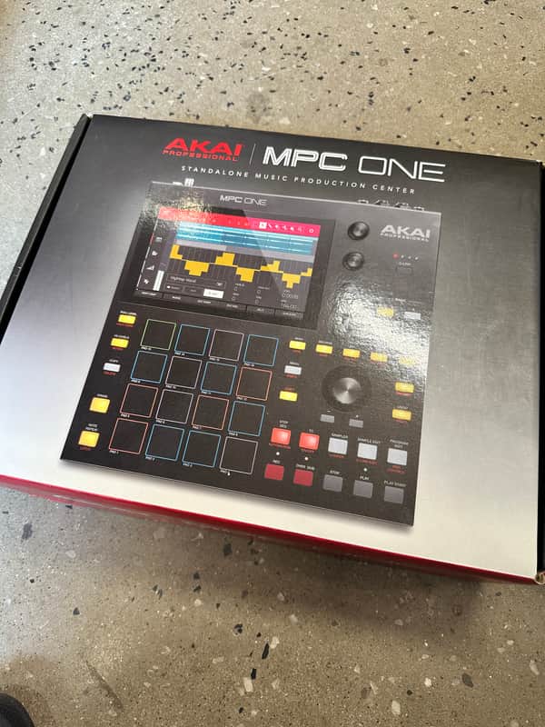 Akai MPC One Standalone MIDI Sequencer 2020 - Present - Black image 1