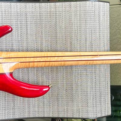 Peavey Rudy Sarzo Signature Bass w/ Peavey Leather Case! image 6
