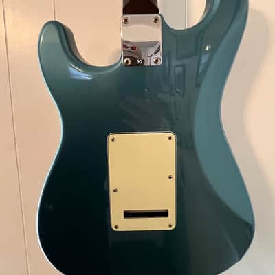 Fender Classic Series '60s Stratocaster with Custom Neck Lake Placid Blue image 4