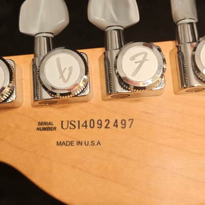 Fender American Deluxe Telecaster® (2010-2016) 2014 - Candy Apple Red image 2