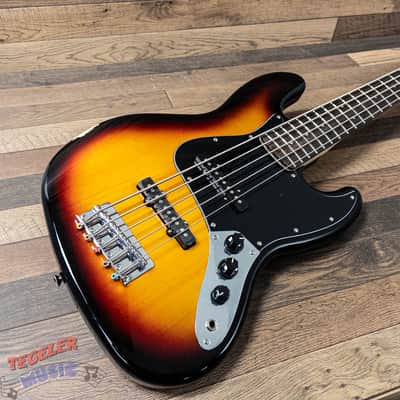 USED-Squier Affinity Series Jazz Bass V, 5-String Bass 3 Tone Sunburst Finish image 9
