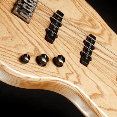 Schecter Jazz Bass Custom California 94-96 USA image 16