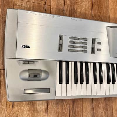 Korg Trinity V3, 61 Keys With MOSS, and TRI-PBS Sampling Board, M, C, D Banks image 2
