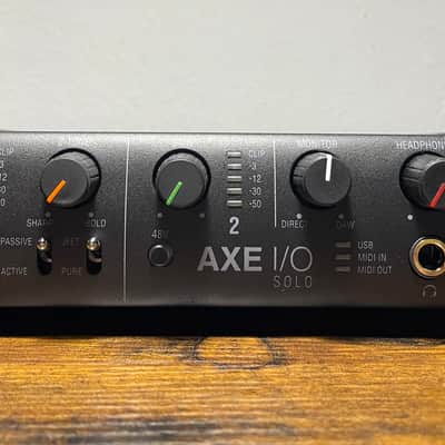 IK Multimedia AXE I/O Solo USB Audio Interface 2020 - Present - Black image 1