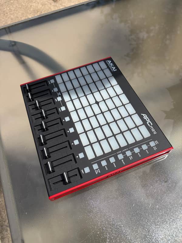 Akai APC Mini MKII MIDI Controller 2023 - Present - Black image 1