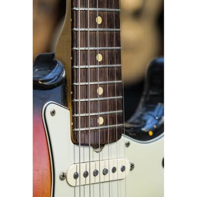1964 Fender Stratocaster sunburst image 10