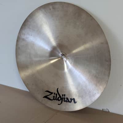 Zildjian 20" A Series Medium Ride Cymbal 1982 - 2012 - Traditional image 11