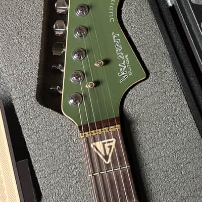 Valiant Jupiter - Olive Mash image 4