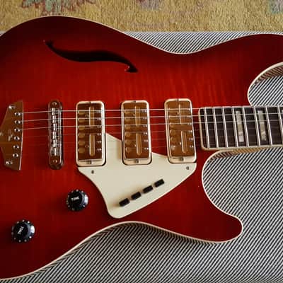 Thorn, CS025, Red burst, Mint image 1