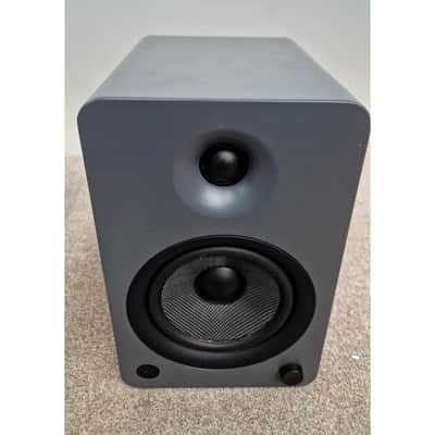 Kanto YU6 - Hi-Fi Speaker - Black - Very Good image 14