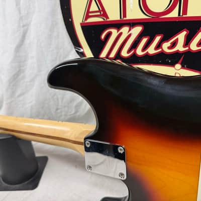 Fender Stratocaster HSS Guitar - Upgraded Electronics / Pickups - MIM Mexico 2004 - 3-Color Sunburst / Maple neck image 11