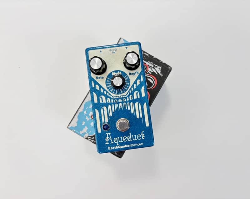 EarthQuaker Devices Aqueduct image 1